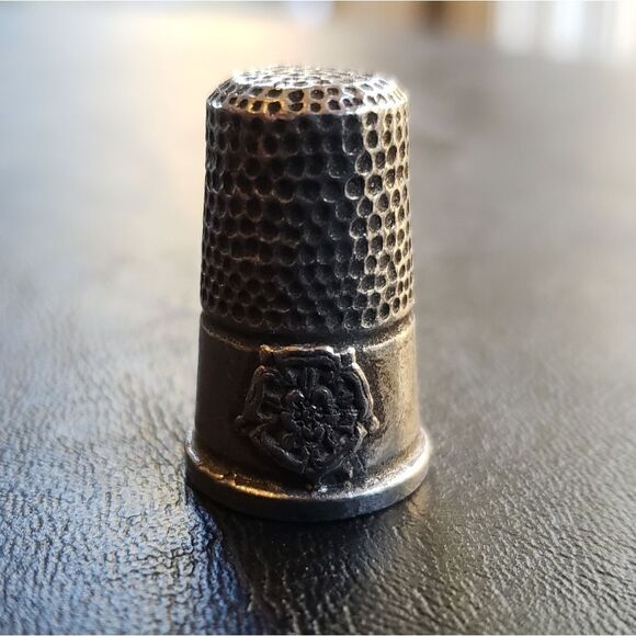 Metal Thimble - Picture 2 of 5